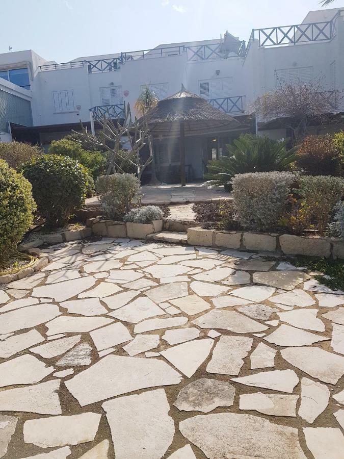 Sea Front Villa Vera Klorakas 外观 照片
