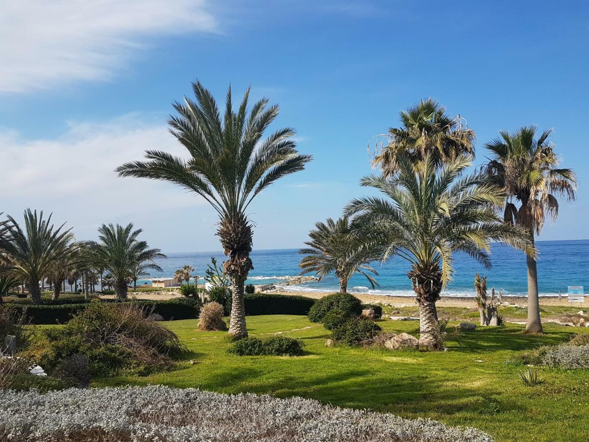 Sea Front Villa Vera Klorakas 外观 照片