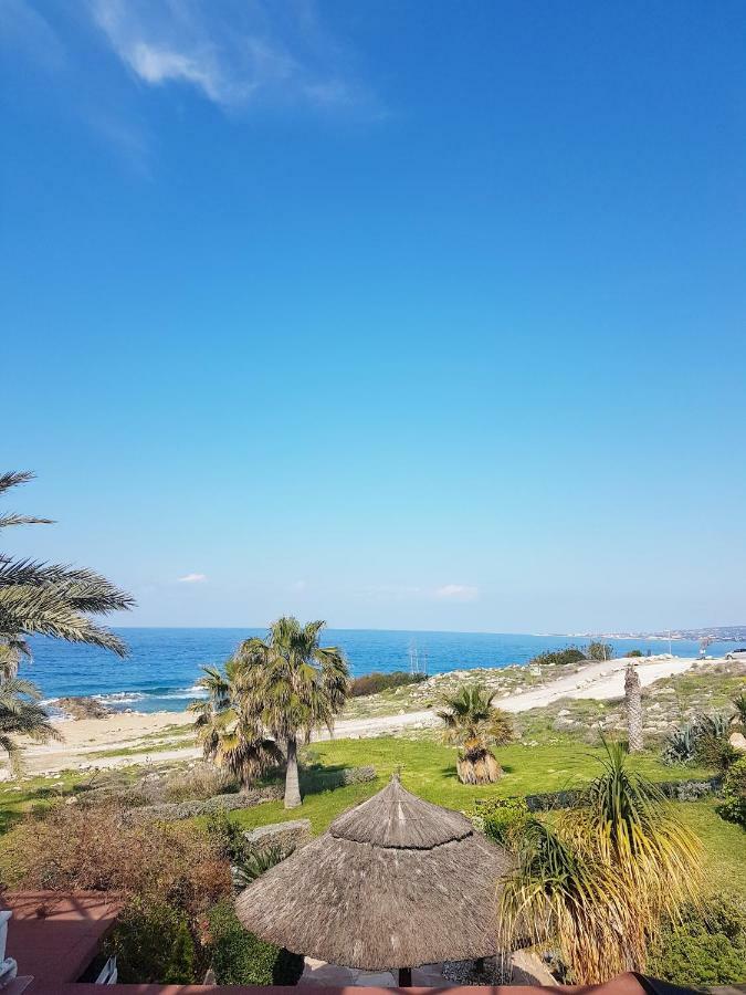 Sea Front Villa Vera Klorakas 外观 照片